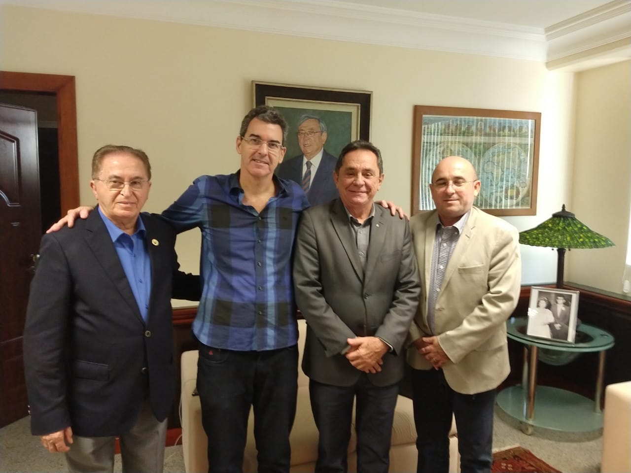 Representantes dos Administradores visitam executivo Geraldo Luciano